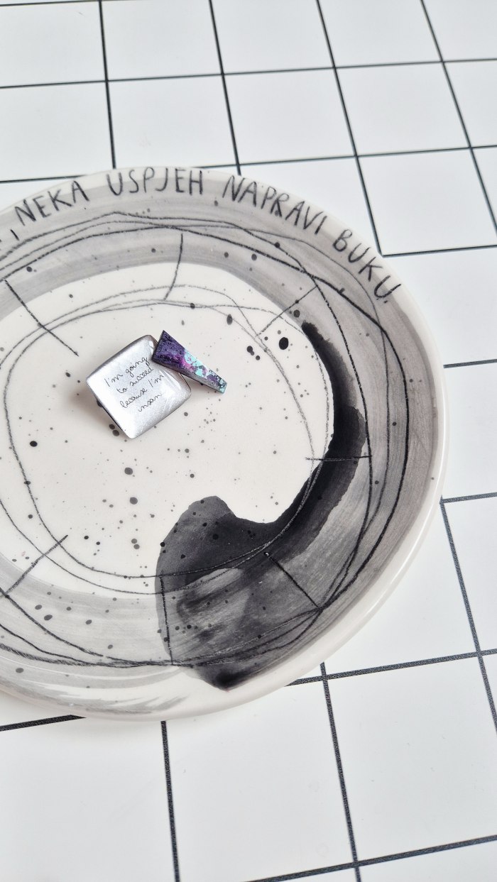 20251223 093858 20251223 093858