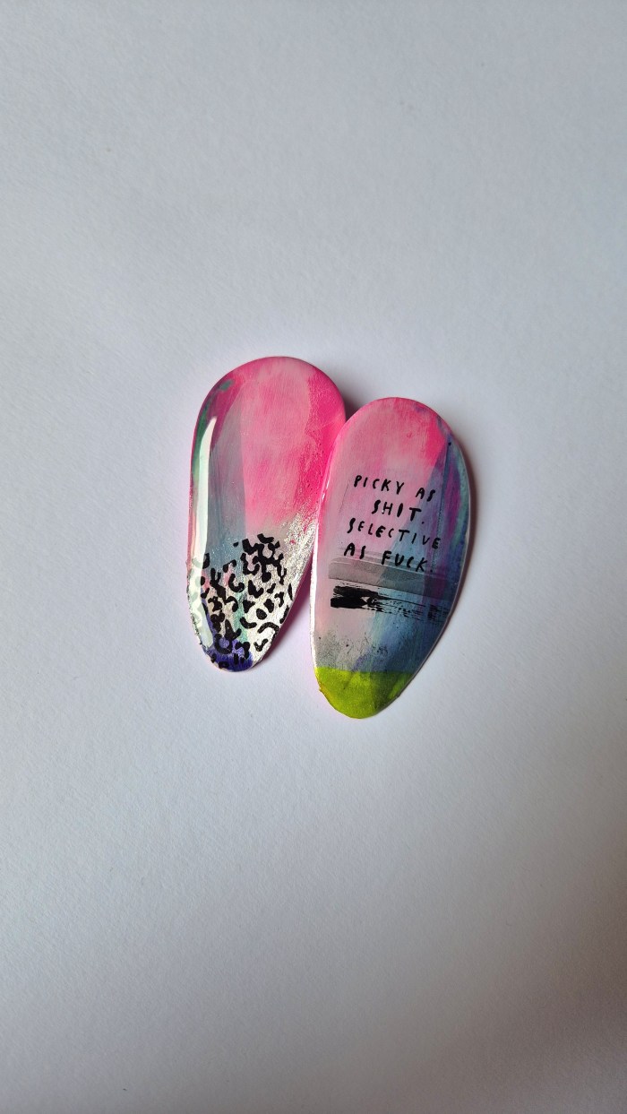 gips naušnice (12) gips naušnice (12)